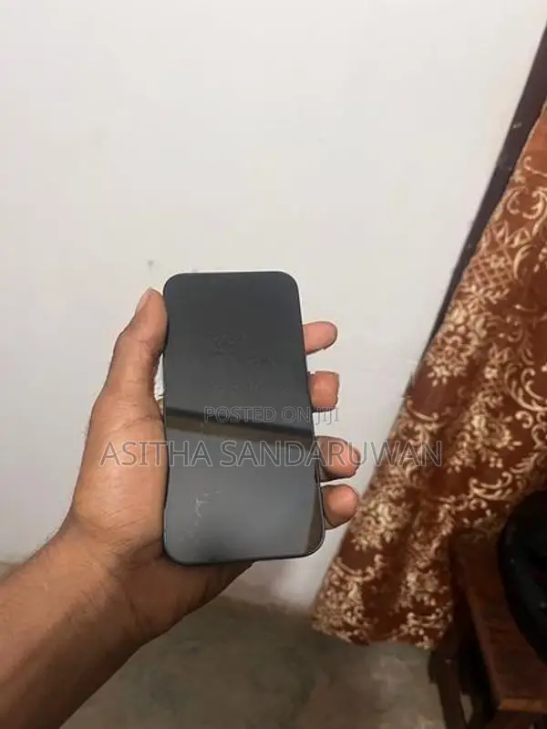 Apple iPhone 13 (Used)