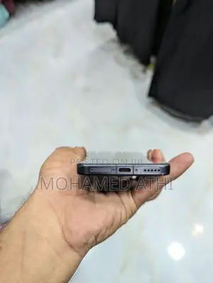Vivo x200 FE (Used)