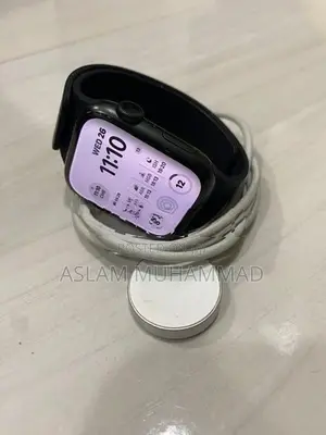 Apple Watch Series 7 (GPS)