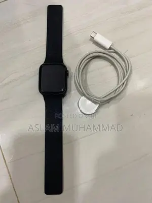 Apple Watch Series 7 (GPS)