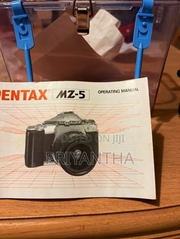 Pentax MZ-5 Camera Digital
