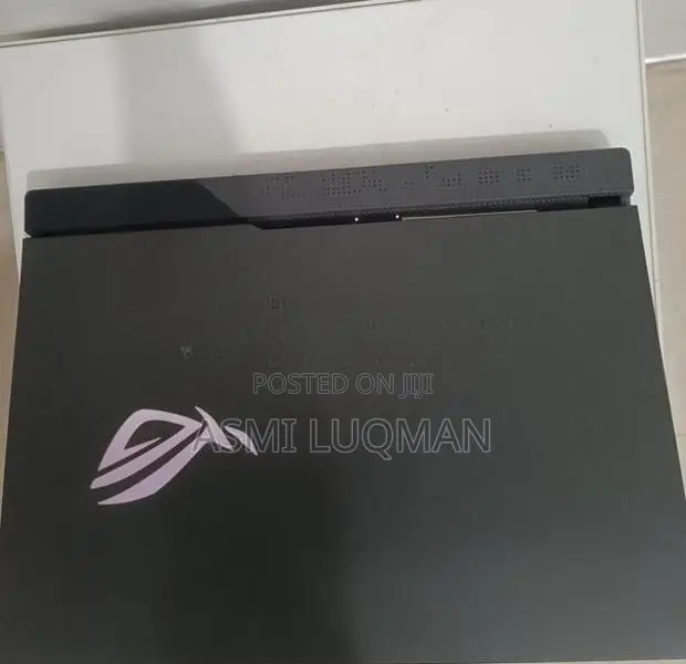 G153 ASUS Laptop