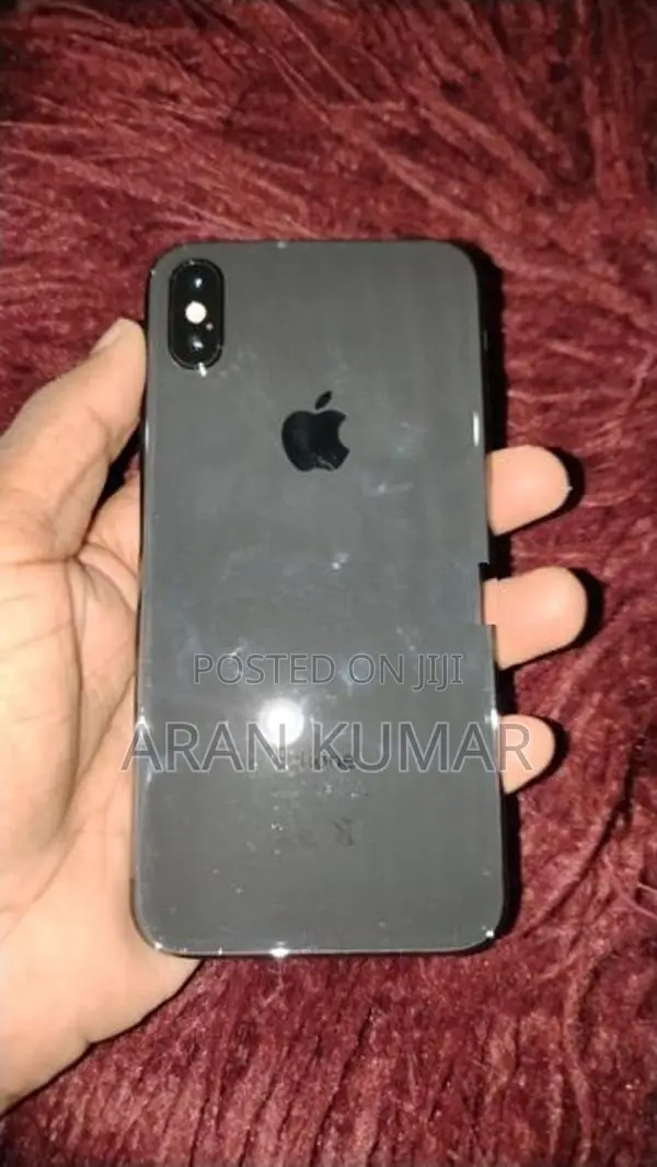 Apple iPhone X (Used)