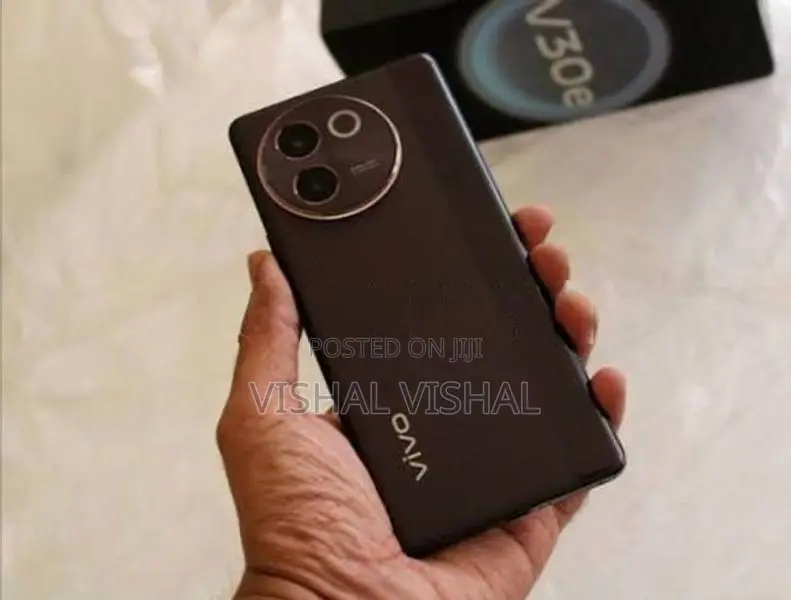 Vivo V30e (Used)