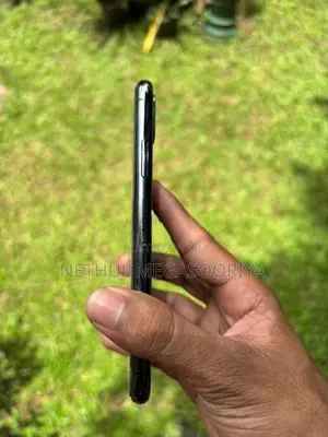 Apple iPhone X (Used)