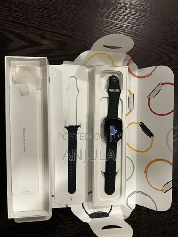 Apple Watch SE 2nd Generation – 44mm GPS
