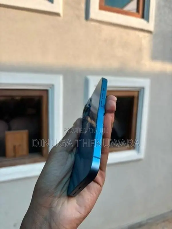 Apple iPhone 13 Blue (Used)