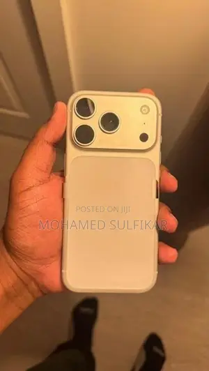 Apple iPhone 17 Pro Esim (Used)
