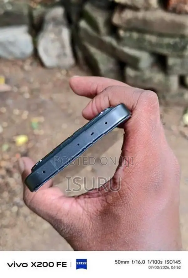 Vivo X300 FE (Used)
