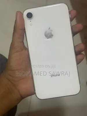 Apple iPhone XR (Used)