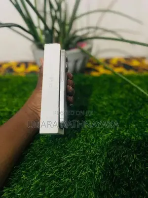 Apple iPhone 15 Pro Natural Titanium (Used)