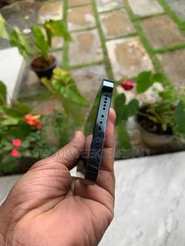 Apple iPhone 12 Pro (Used)