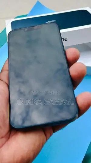 Apple iPhone 13 (Used)