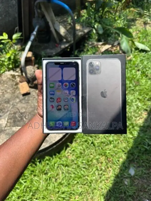 Apple iPhone 11 Pro Max (Used)
