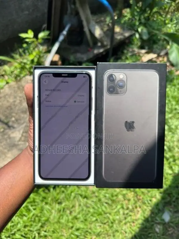 Apple iPhone 11 Pro Max (Used)