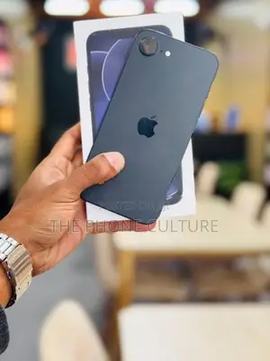Apple iPhone 17e 256GB (Used)