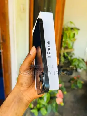 Apple iPhone 14 (Used)