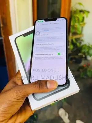 Apple iPhone 14 (Used)