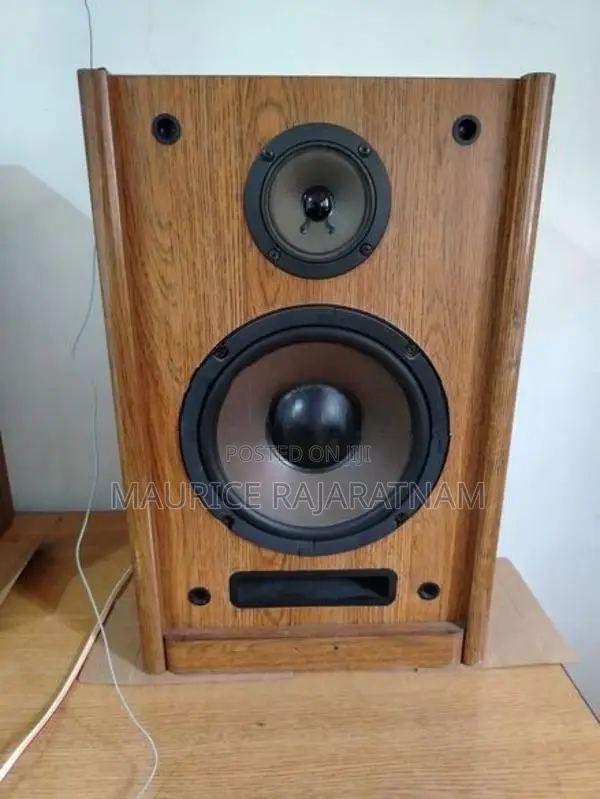 Acoustech American Bookshelf Speakers (Pair)