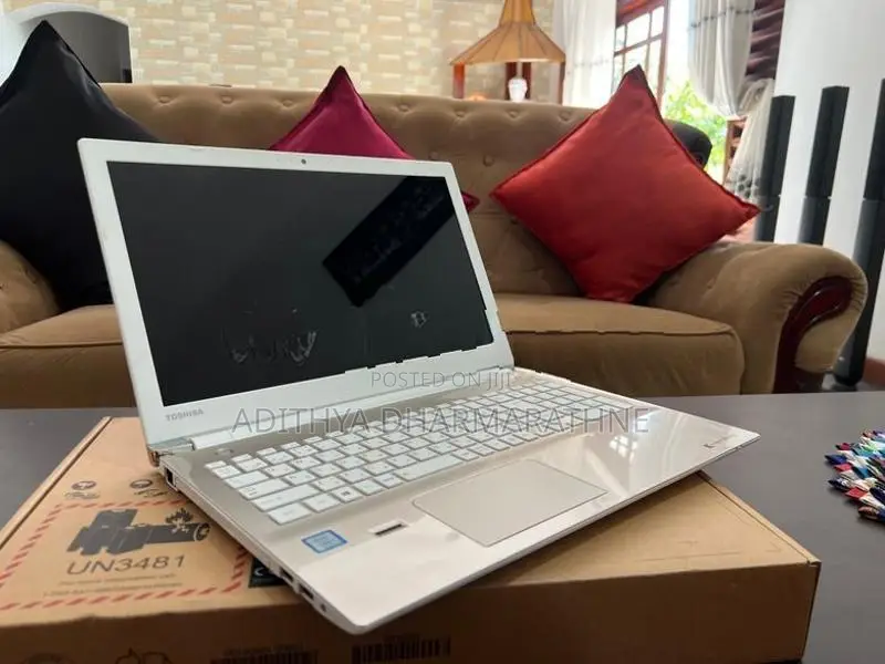 Toshiba i7 8th Gen Dynabook