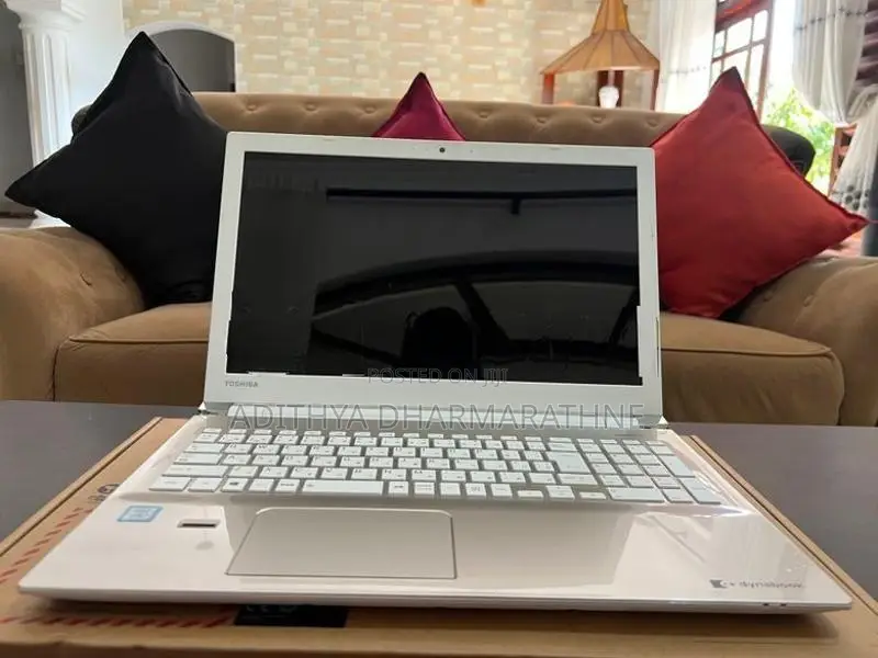 Toshiba i7 8th Gen Dynabook