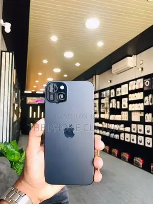 Apple iPhone 15 Plus 128GB (Used)