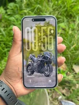 Apple iPhone 15 (Used)