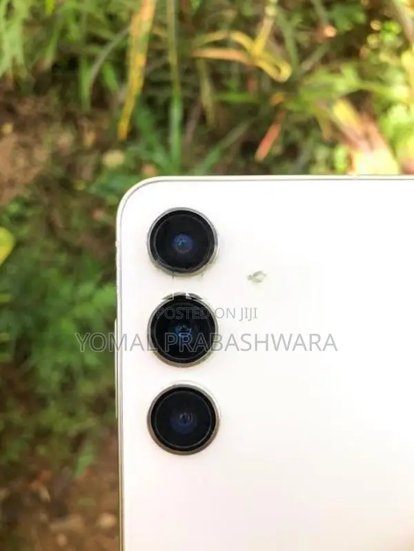 Samsung Galaxy S24 (Used)