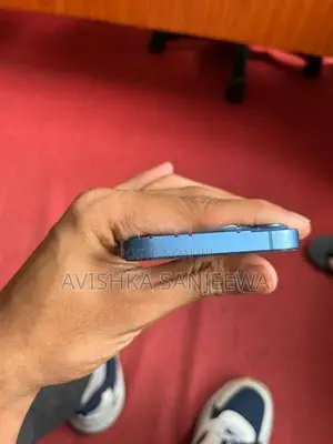 Apple iPhone 13 (Used)