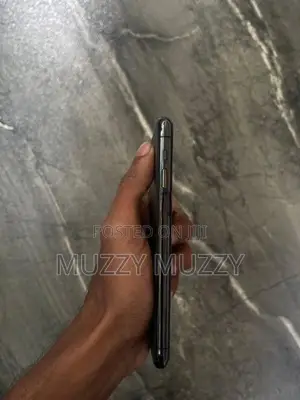 Apple iPhone 11 Pro 256GB (Used)