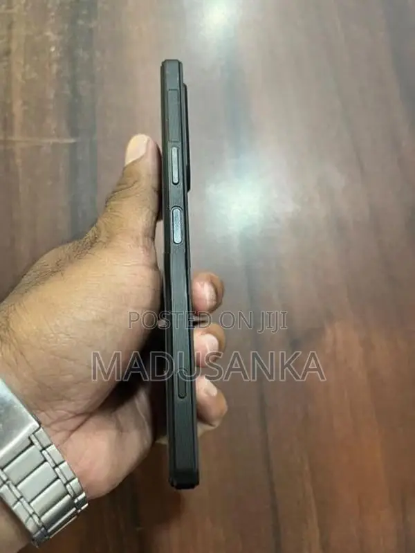 Sony Xperia 1 Mark V (Used)