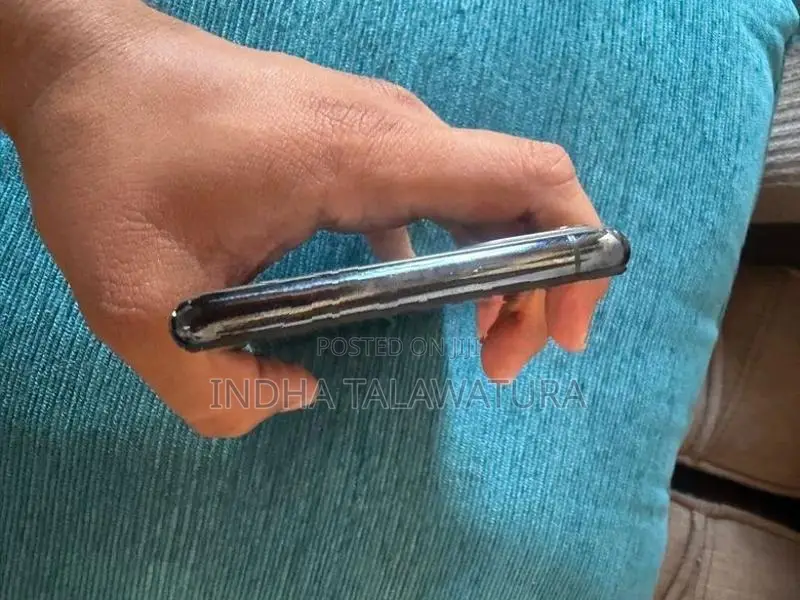 Apple iPhone 11 Pro Max (Used)