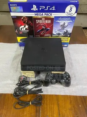 Sony PS4 Slim 1TB Latest model(CUH-2218B)