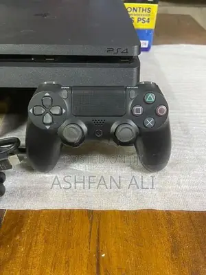 Sony PS4 Slim 1TB Latest model(CUH-2218B)