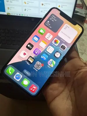 Apple iPhone XS (Used)