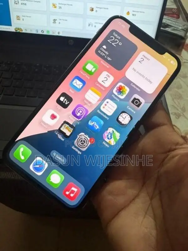 Apple iPhone XS (Used)