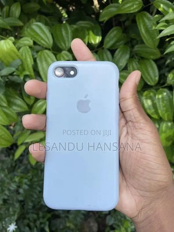 Apple iPhone 8 (Used)