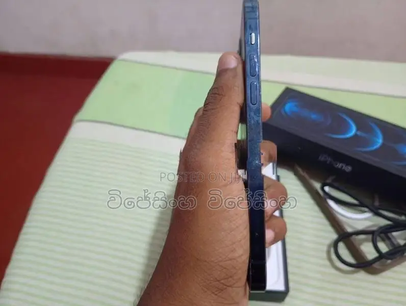 Apple iPhone 12 Pro (Used)