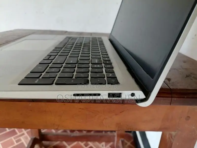 Dell Inspiron 15 3511 11th Gen Laptop + 256GB SSD (Extra)
