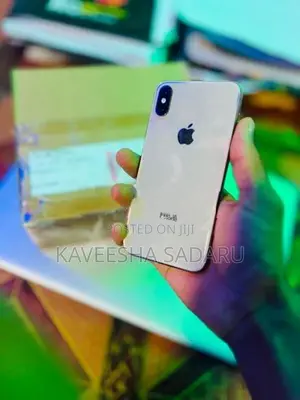 Apple iPhone XS (Used)