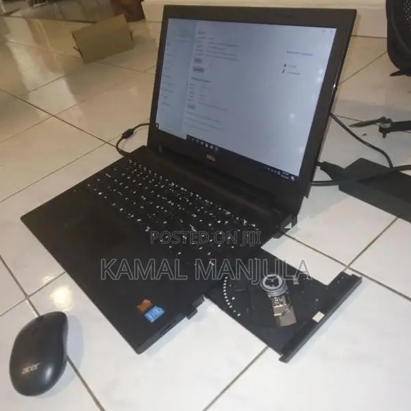 Dell Inspiron 15