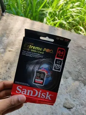Sony zve10 + Sigma 30mm 1.4 Zhiyun Crane m2