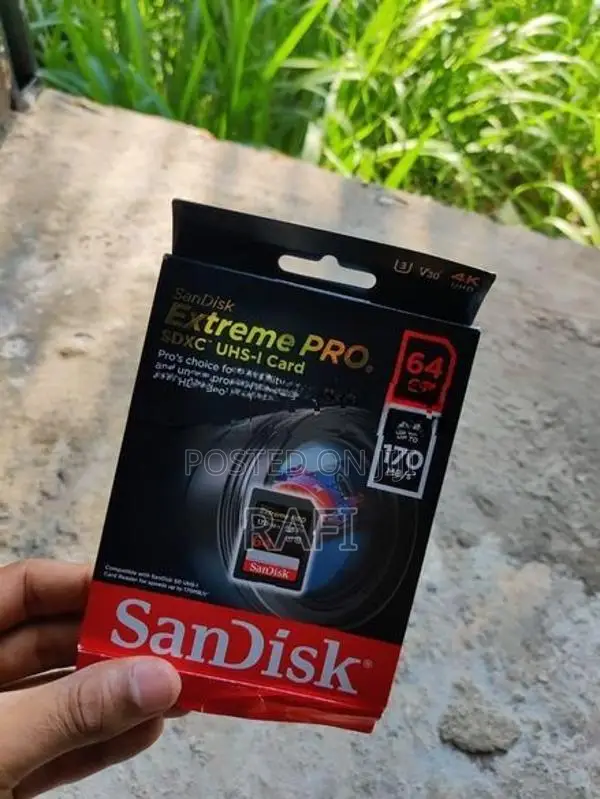 Sony zve10 + Sigma 30mm 1.4 Zhiyun Crane m2