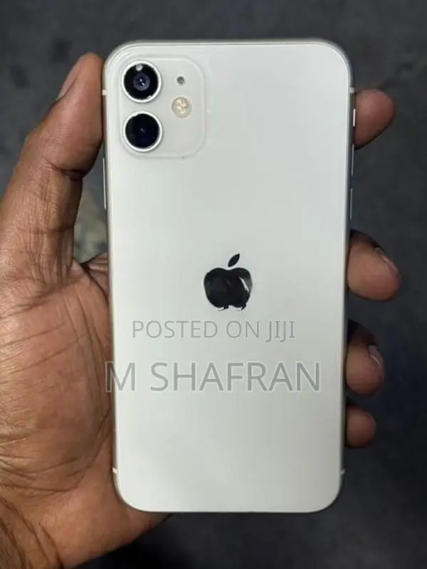 Apple iPhone 11 (Used)