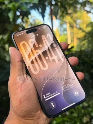 Apple iPhone 16 (Used)