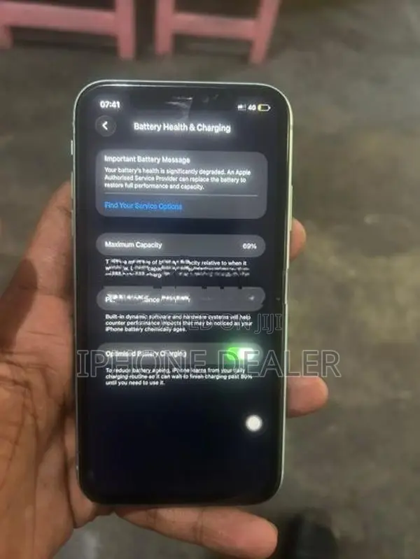 Apple iPhone 11 (Used)