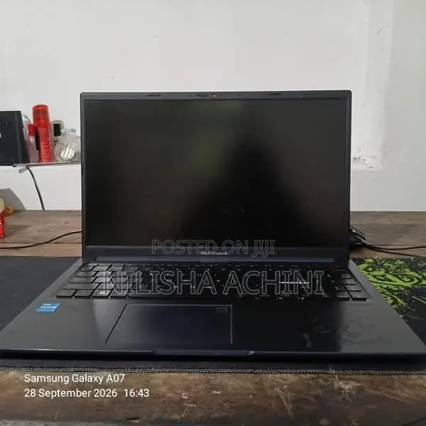 Asus Vivobook 15 Core i3 13th Gen