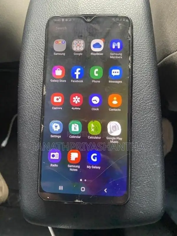 Samsung Galaxy M20 (Used)