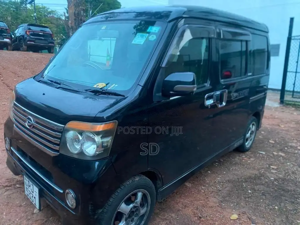 Daihatsu Hijet 2018 Van (Used)