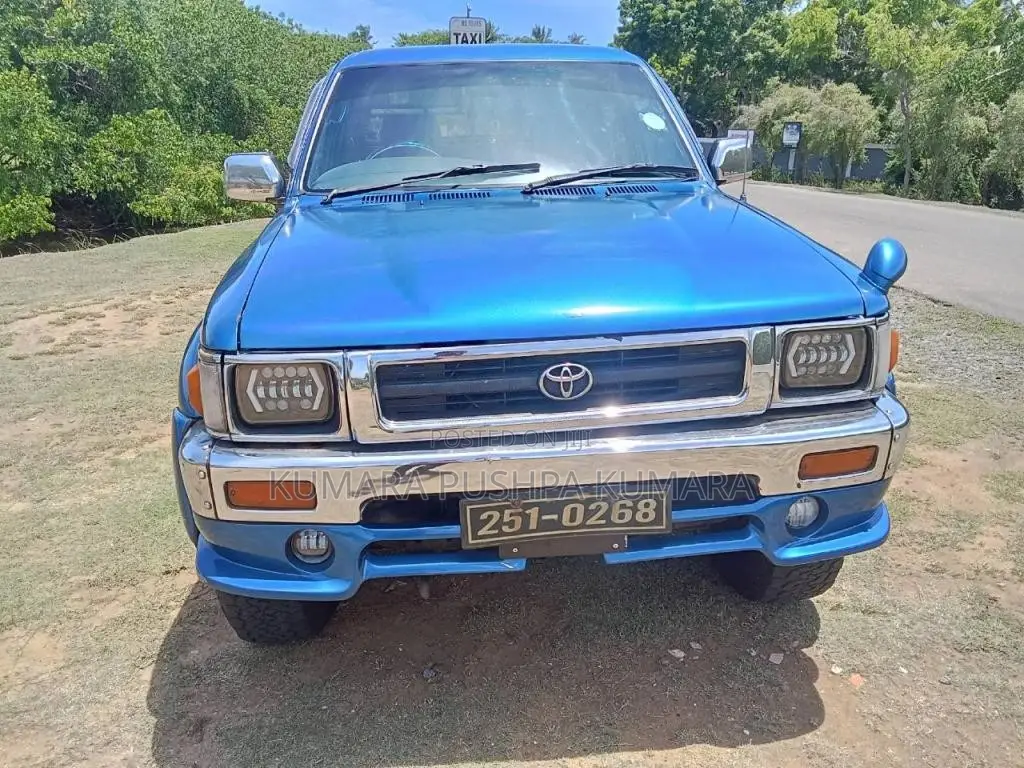 Toyota Hilux 1993 Pickup (Used)